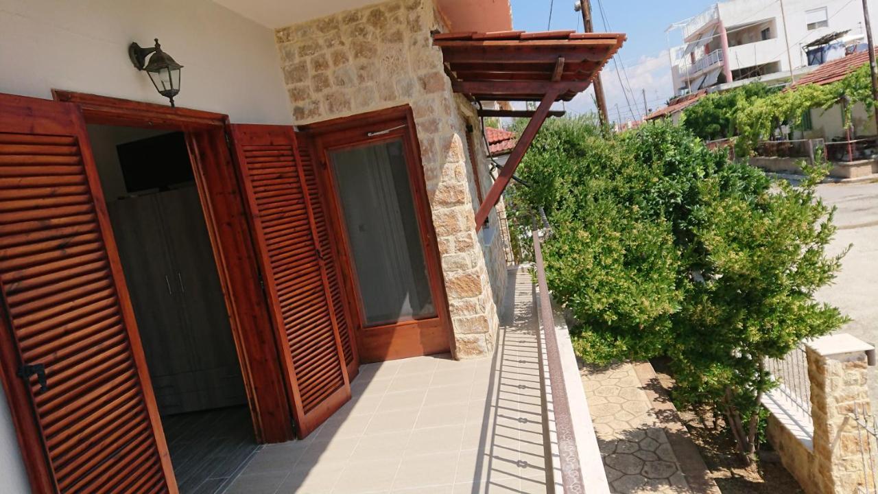 Stone House With Seaview Daire Nea Poteidaia Dış mekan fotoğraf
