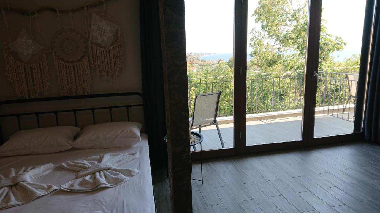 Stone House With Seaview Daire Nea Poteidaia Dış mekan fotoğraf